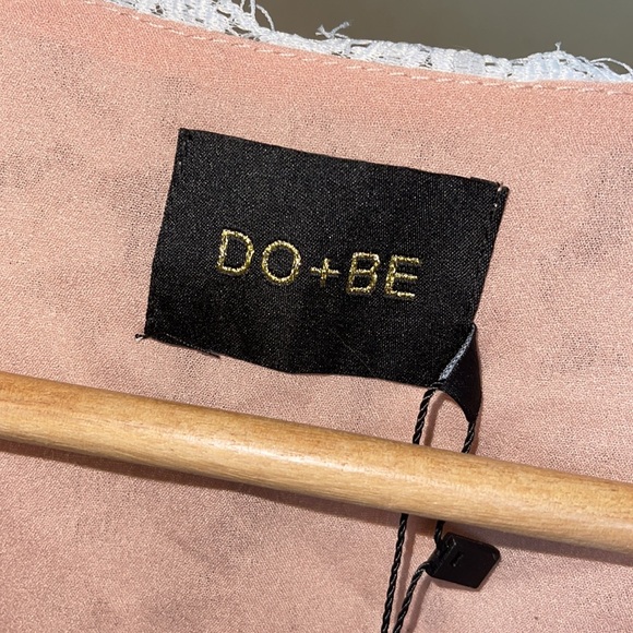 New dress peach and white - Picture 3 of 3